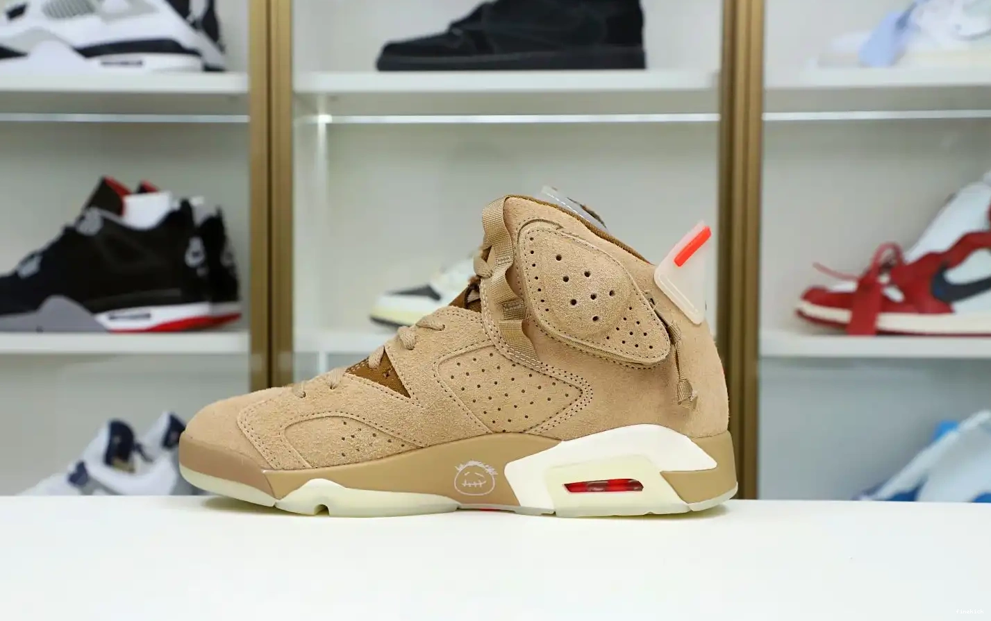 x Jordan Retro SP Khaki